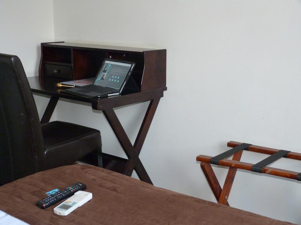 Blue Hotel 滨海拉塞讷 外观 照片
